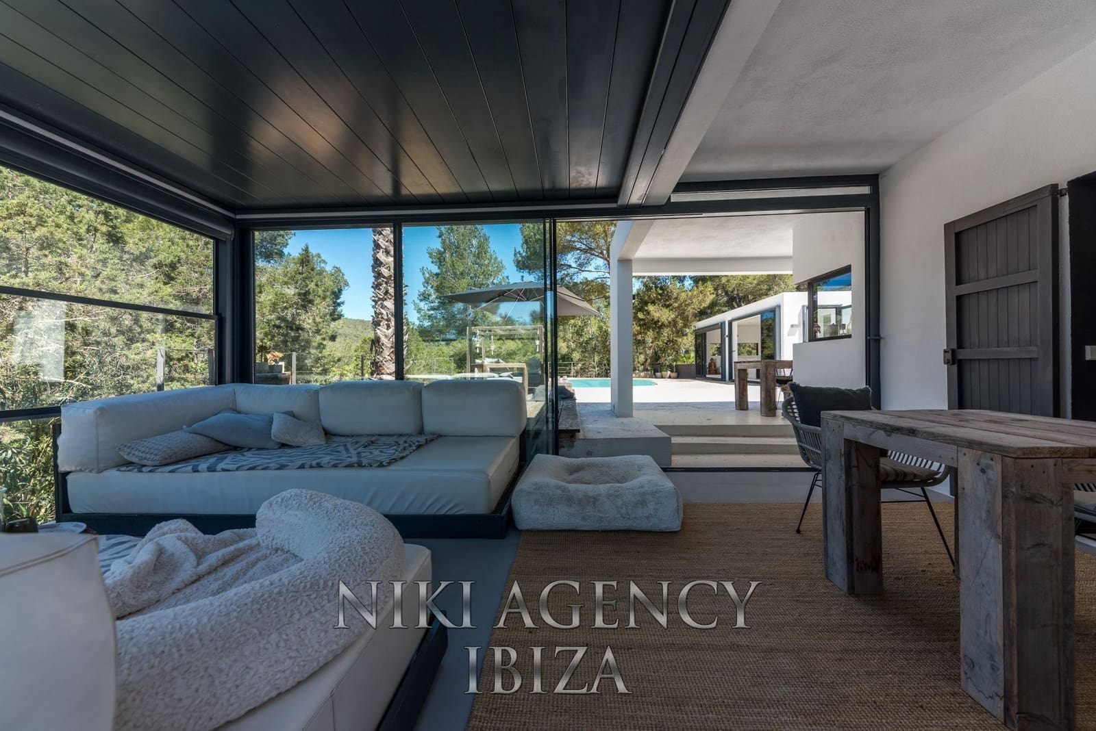 3 soveværelse Villa til salg i San Jose / Sant Josep de Sa Talaia med swimmingpool garage - € 2.350.000 (Ref: 9016249)