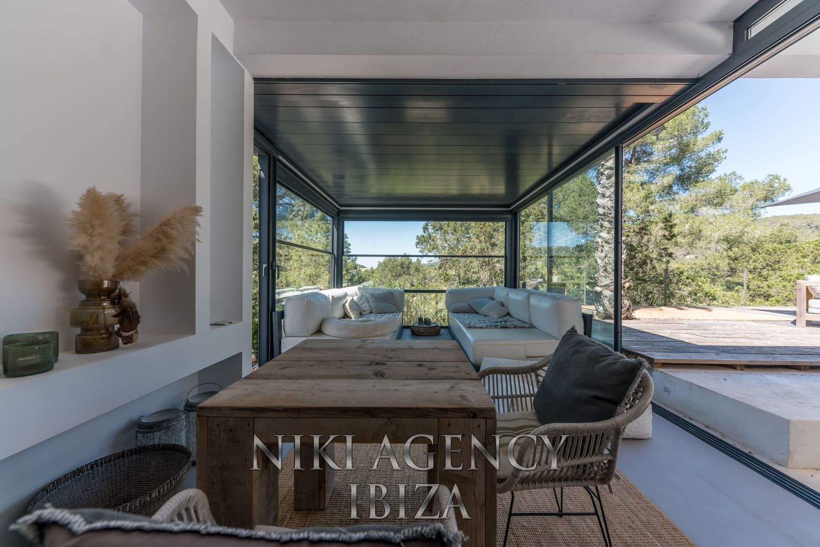 3 soveværelse Villa til salg i San Jose / Sant Josep de Sa Talaia med swimmingpool garage - € 2.350.000 (Ref: 9016249)