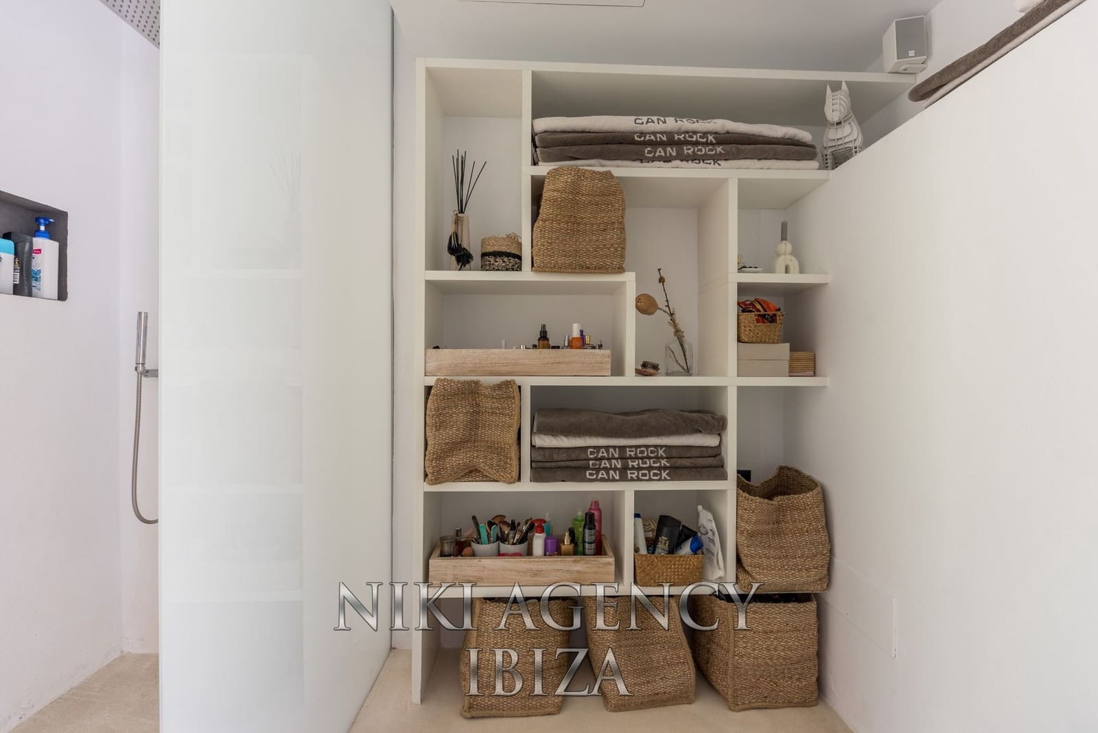 3 soveværelse Villa til salg i San Jose / Sant Josep de Sa Talaia med swimmingpool garage - € 2.350.000 (Ref: 9016249)