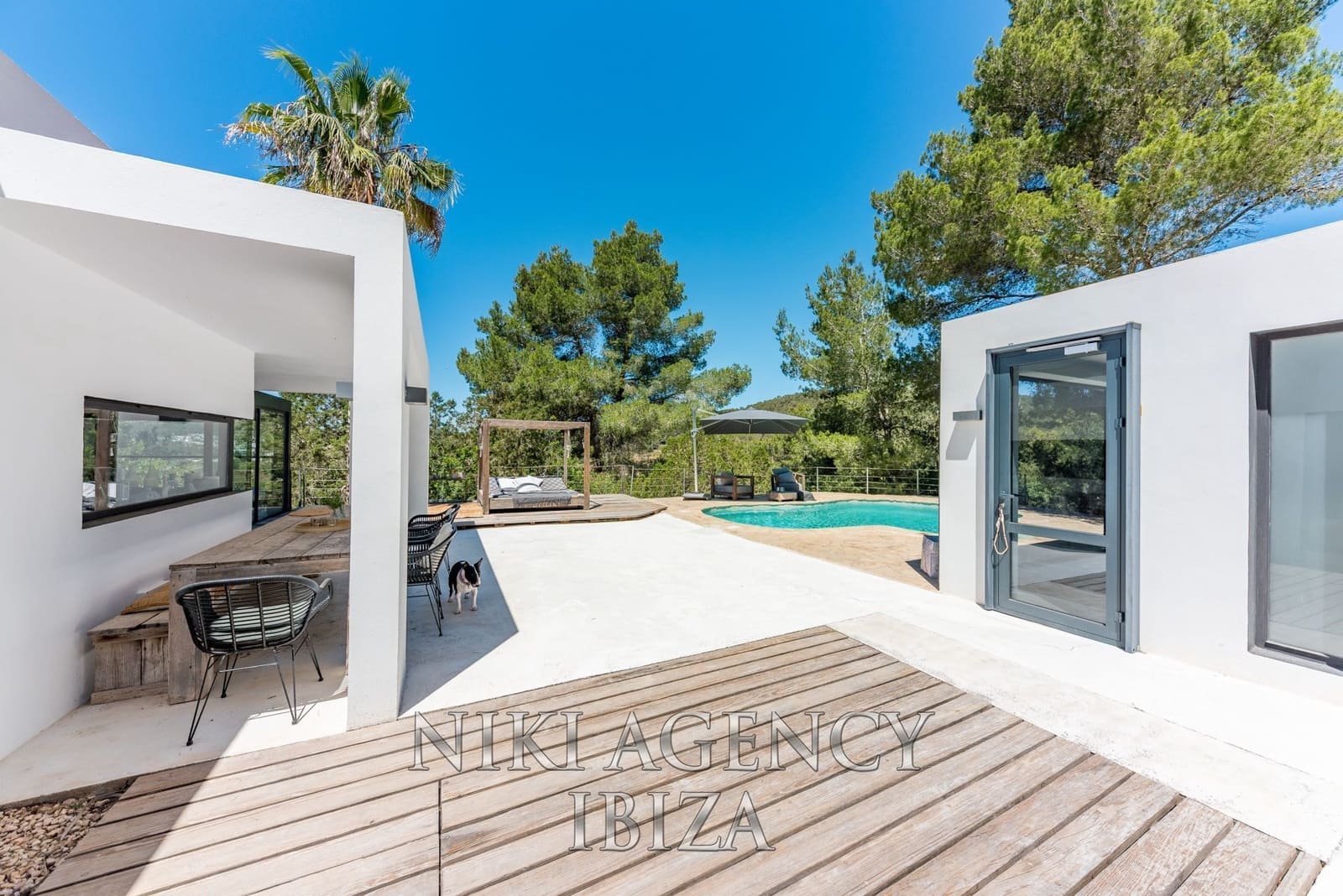 3 soveværelse Villa til salg i San Jose / Sant Josep de Sa Talaia med swimmingpool garage - € 2.350.000 (Ref: 9016249)