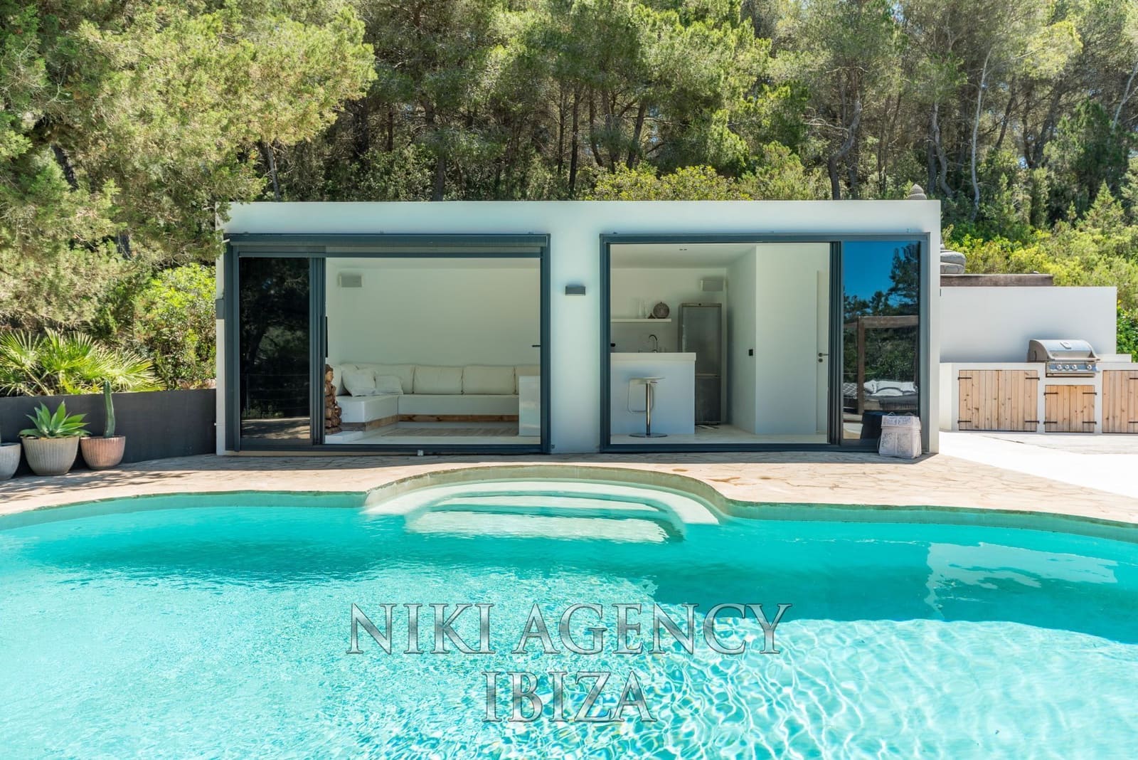 3 soveværelse Villa til salg i San Jose / Sant Josep de Sa Talaia med swimmingpool garage - € 2.350.000 (Ref: 9016249)