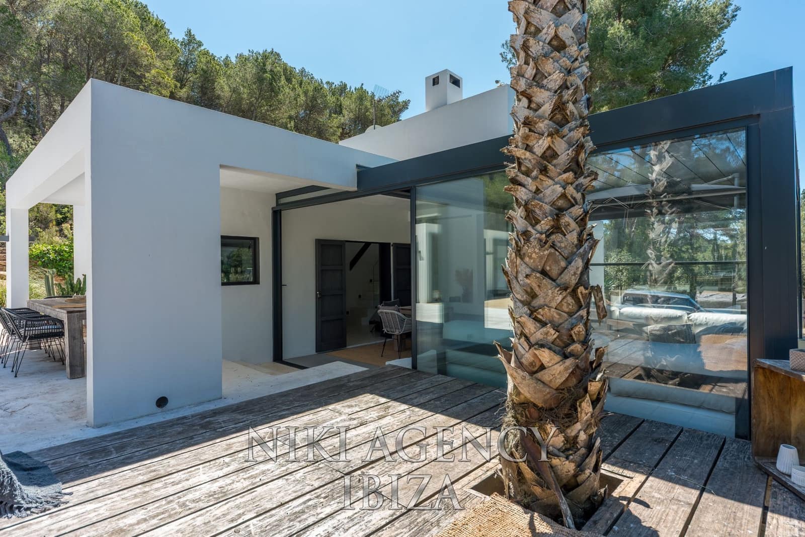 3 soveværelse Villa til salg i San Jose / Sant Josep de Sa Talaia med swimmingpool garage - € 2.350.000 (Ref: 9016249)