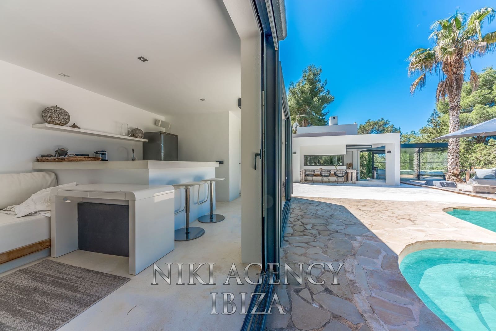 3 soveværelse Villa til salg i San Jose / Sant Josep de Sa Talaia med swimmingpool garage - € 2.350.000 (Ref: 9016249)