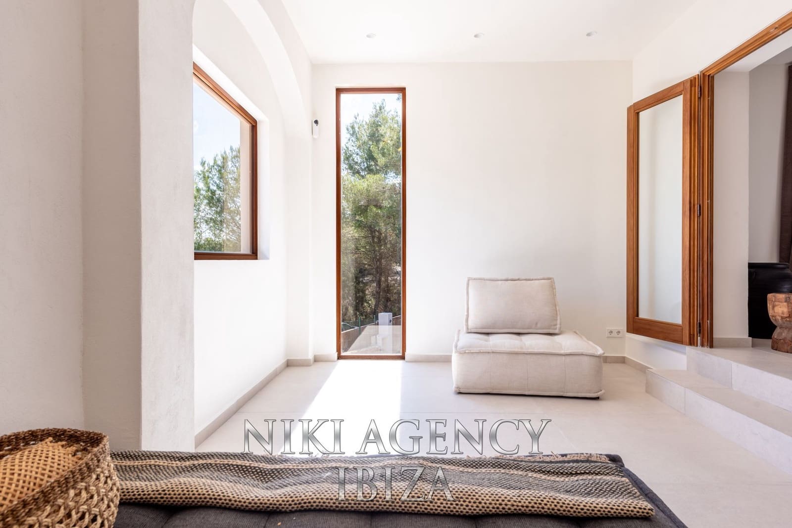 4 soveværelse Villa til salg i Sant Agusti des Vedra med swimmingpool garage - € 2.950.000 (Ref: 9016252)