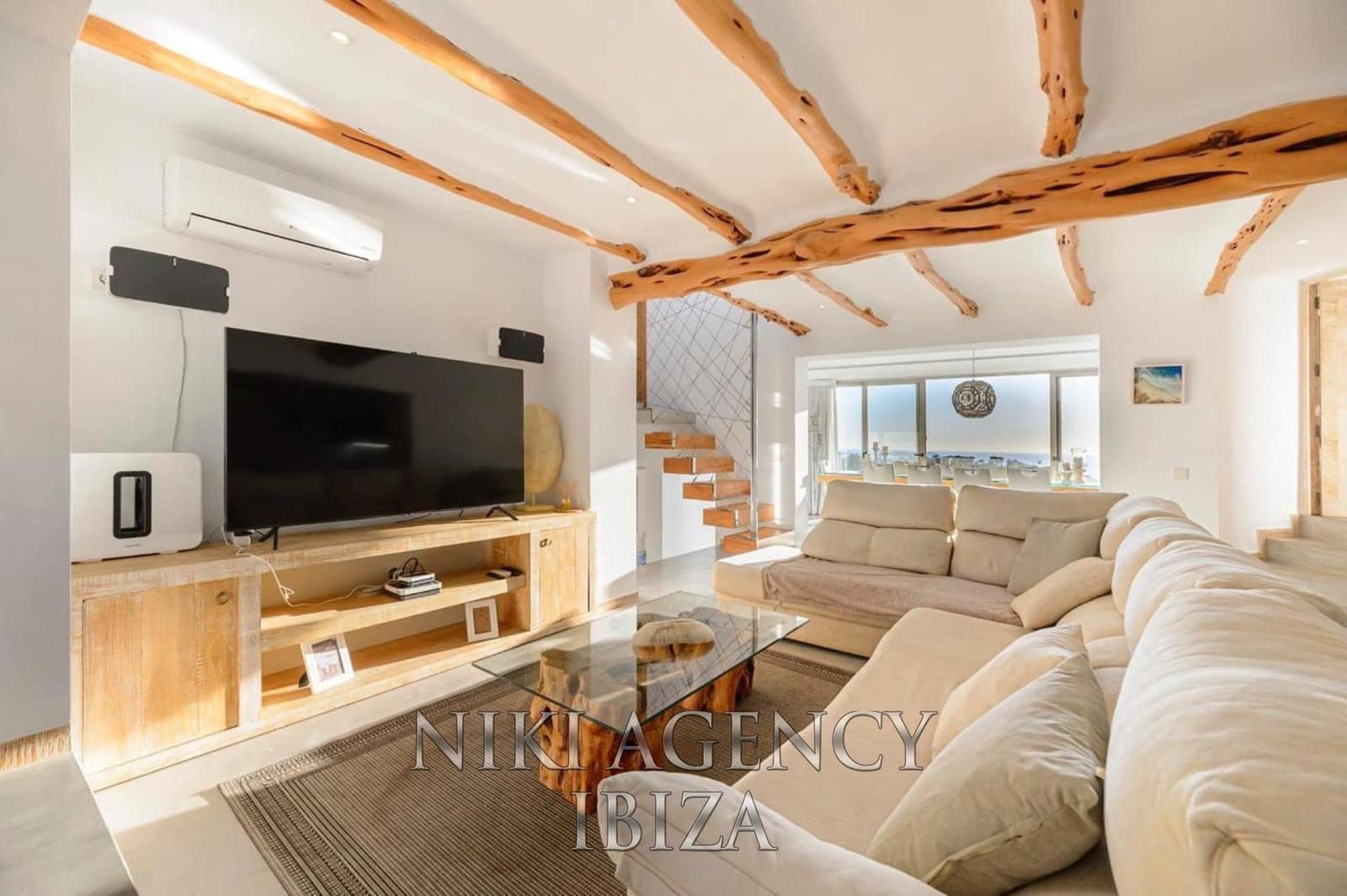 4 bedroom Villa for sale in Sant Antoni de Portmany with pool garage - € 2,800,000 (Ref: 9016253)