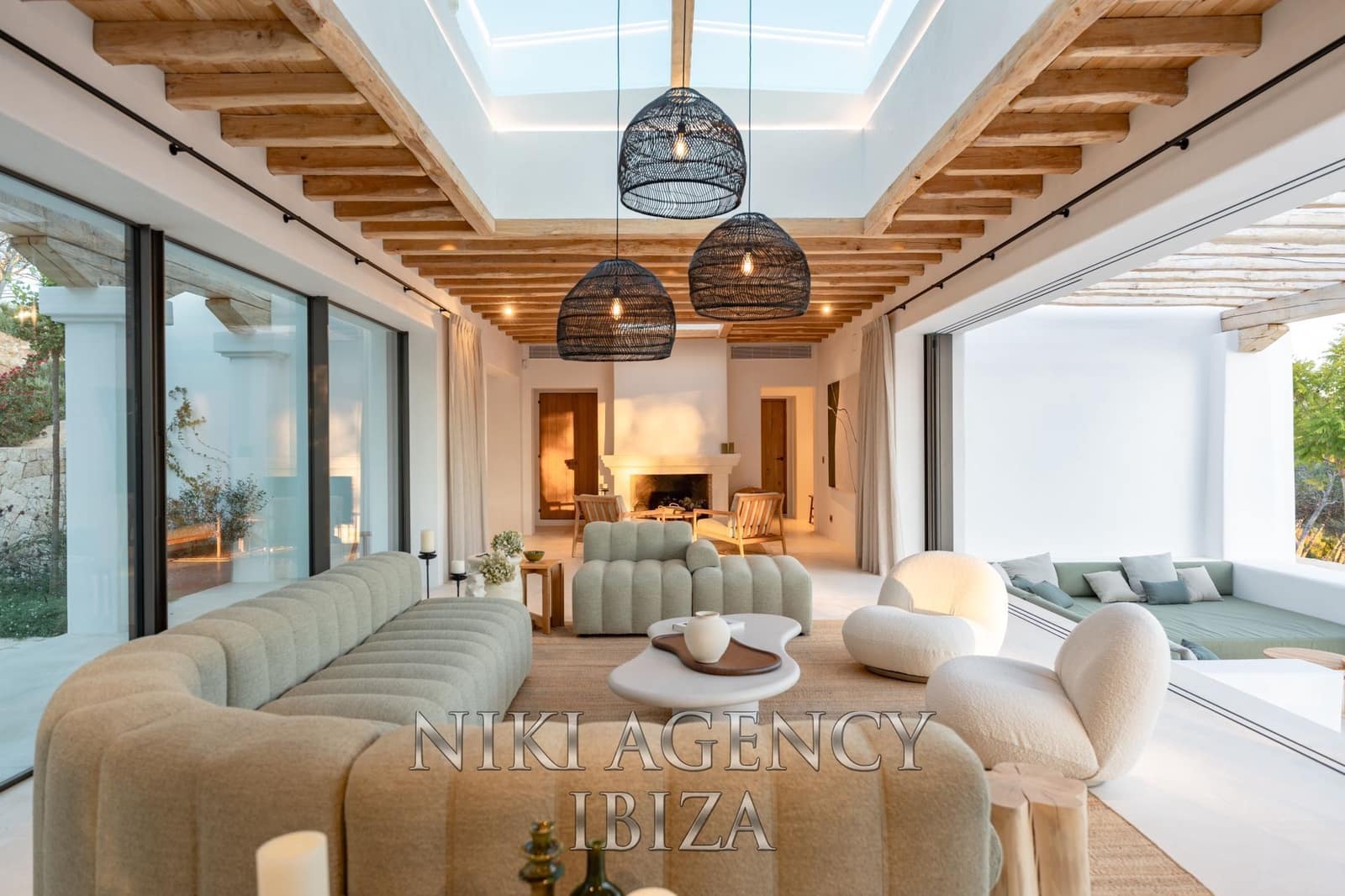 5 soveværelse Villa til salg i Santa Gertrudis de Fruitera med swimmingpool garage - € 8.995.000 (Ref: 9016254)