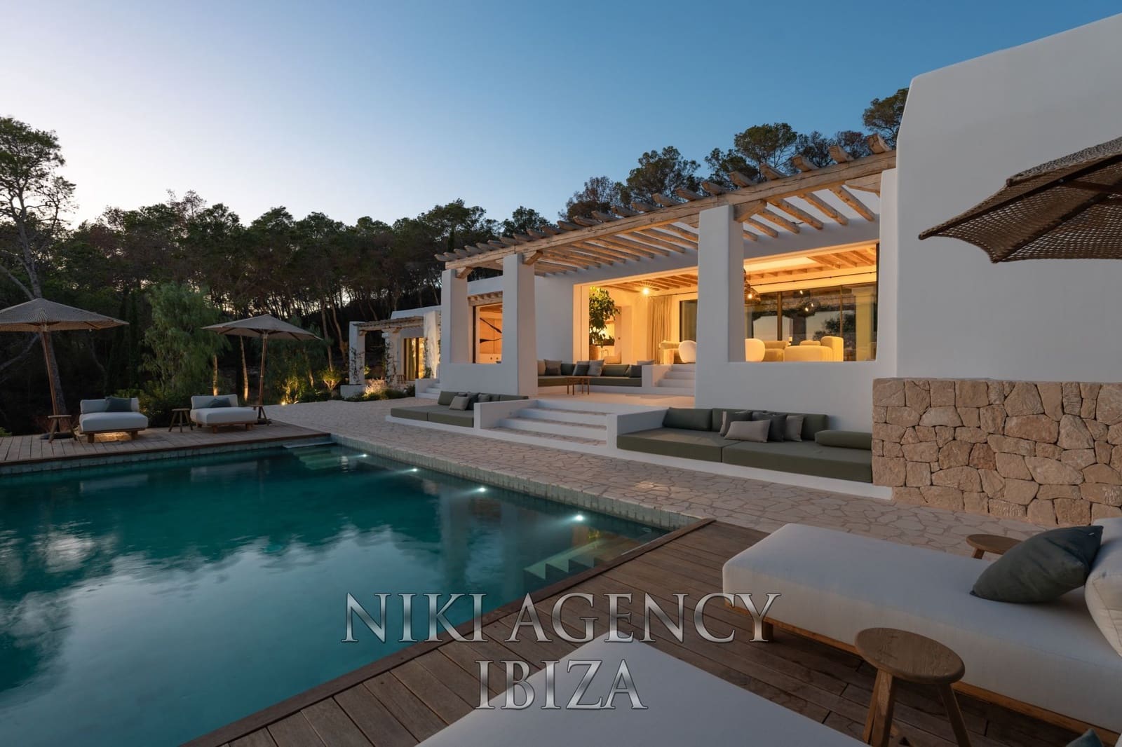 5 soveværelse Villa til salg i Santa Gertrudis de Fruitera med swimmingpool garage - € 8.995.000 (Ref: 9016254)