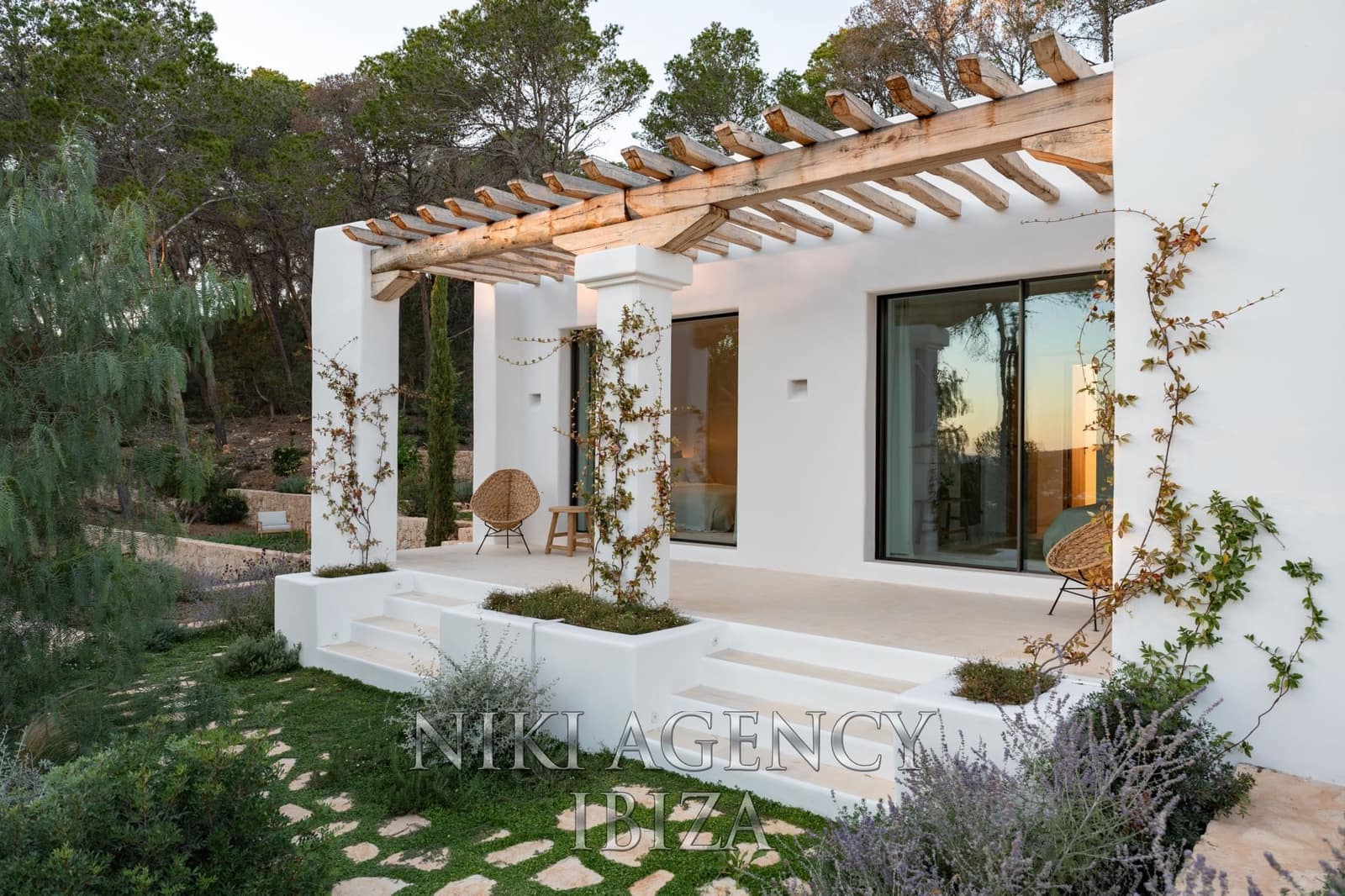 5 soveværelse Villa til salg i Santa Gertrudis de Fruitera med swimmingpool garage - € 8.995.000 (Ref: 9016254)