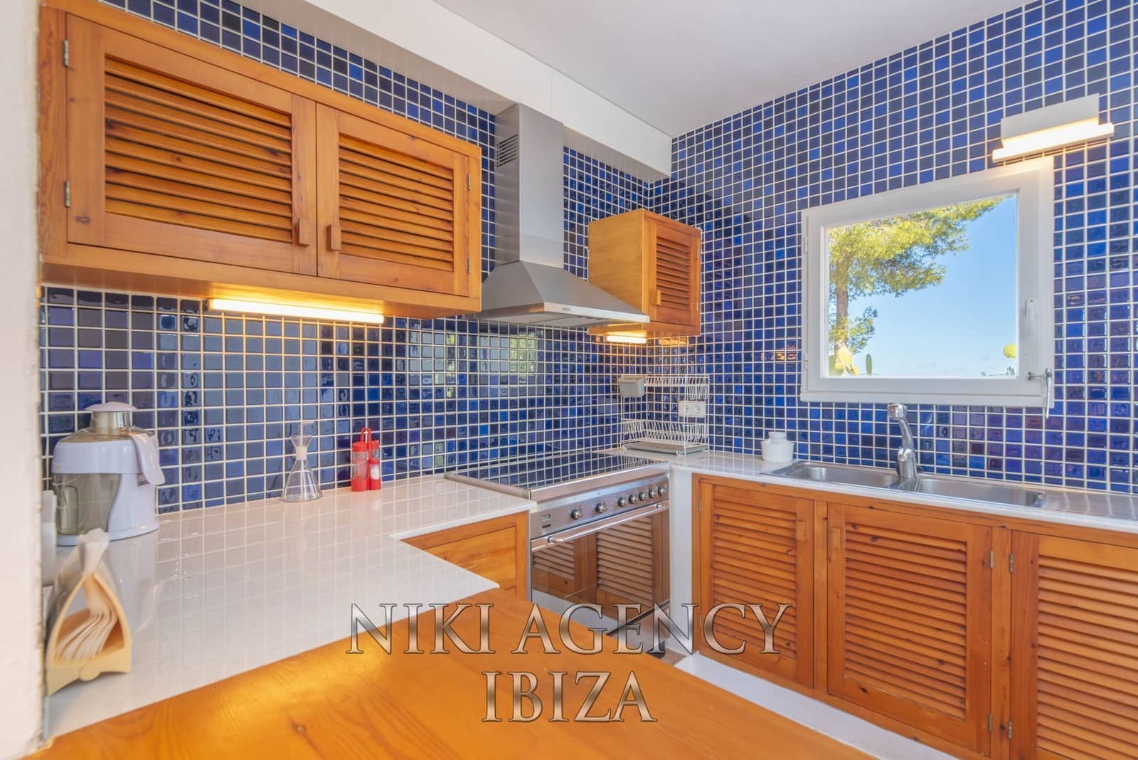 3 soveværelse Villa til salg i Sant Agusti des Vedra med swimmingpool garage - € 2.750.000 (Ref: 9016255)