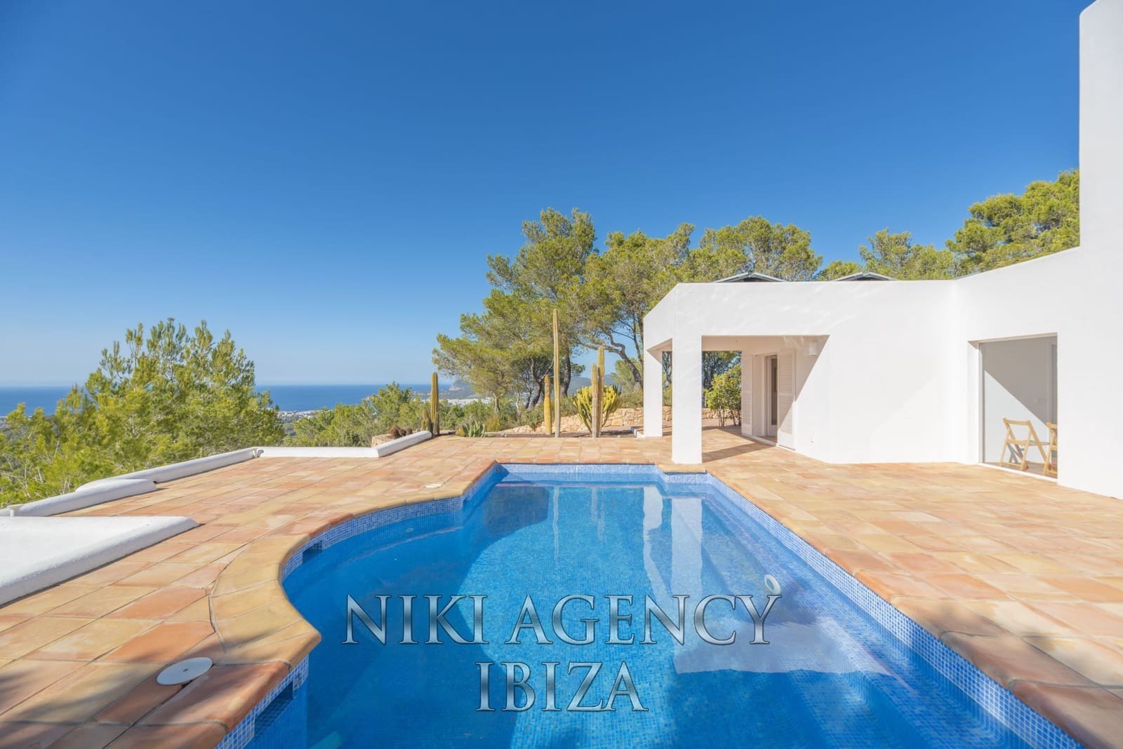 3 soveværelse Villa til salg i Sant Agusti des Vedra med swimmingpool garage - € 2.750.000 (Ref: 9016255)
