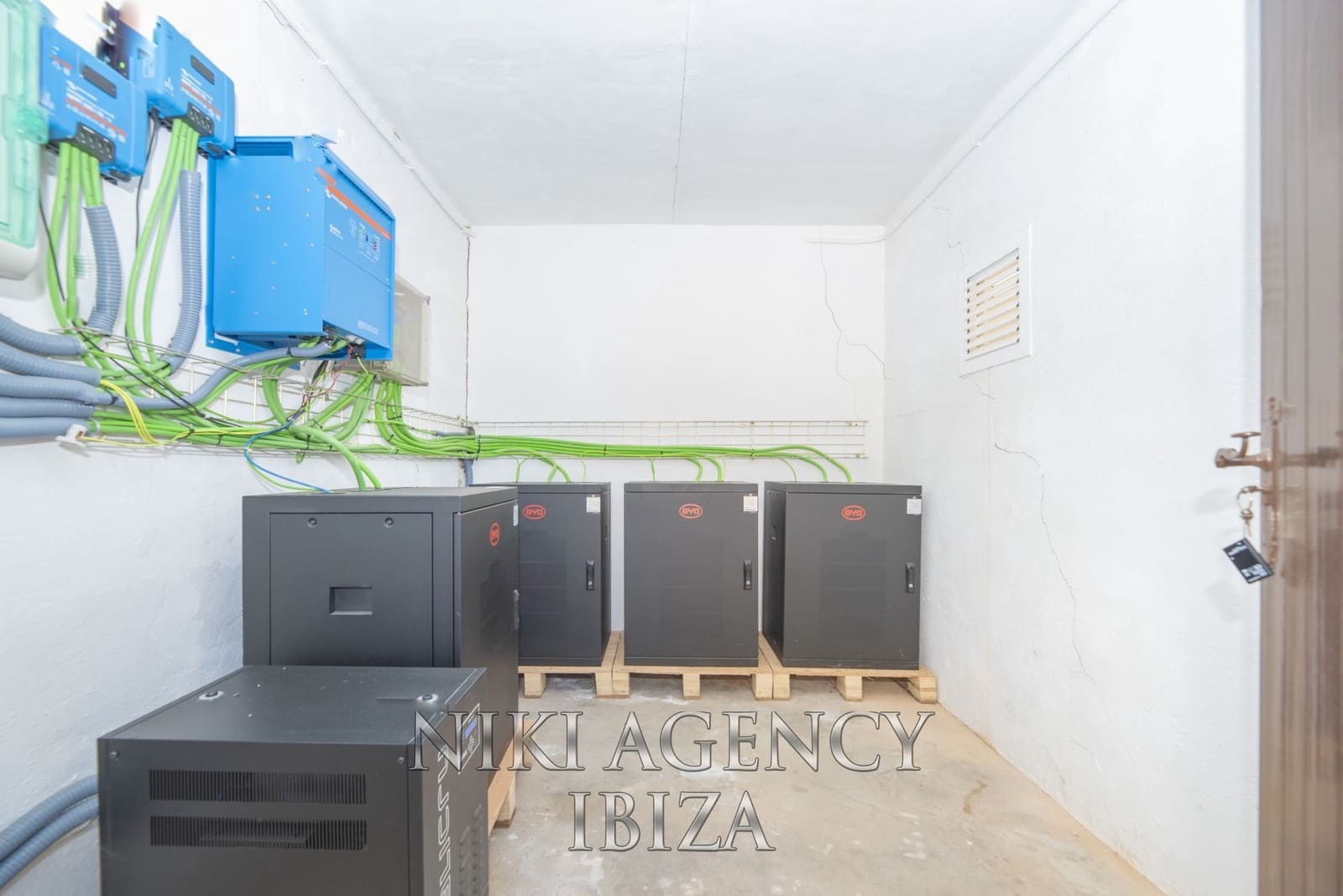 3 soveværelse Villa til salg i Sant Agusti des Vedra med swimmingpool garage - € 2.750.000 (Ref: 9016255)