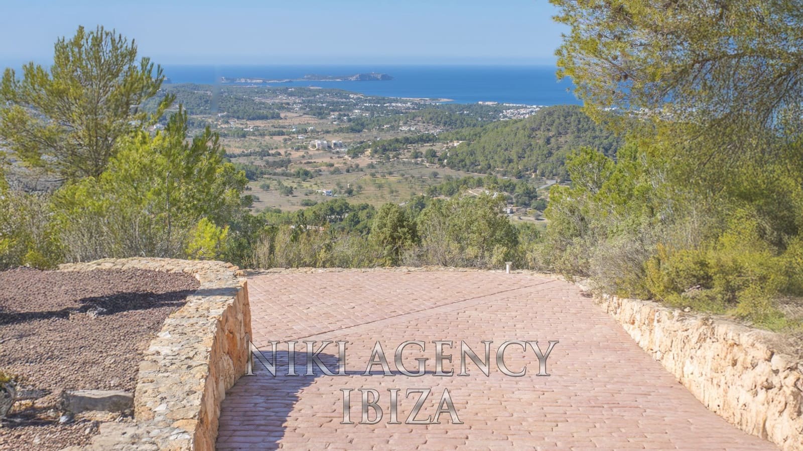 3 soveværelse Villa til salg i Sant Agusti des Vedra med swimmingpool garage - € 2.750.000 (Ref: 9016255)