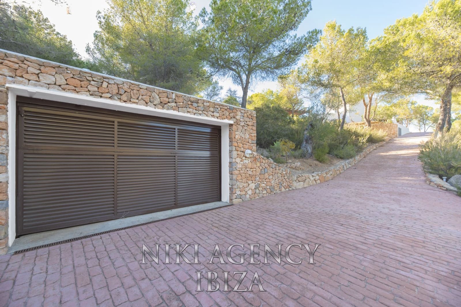 3 soveværelse Villa til salg i Sant Agusti des Vedra med swimmingpool garage - € 2.750.000 (Ref: 9016255)