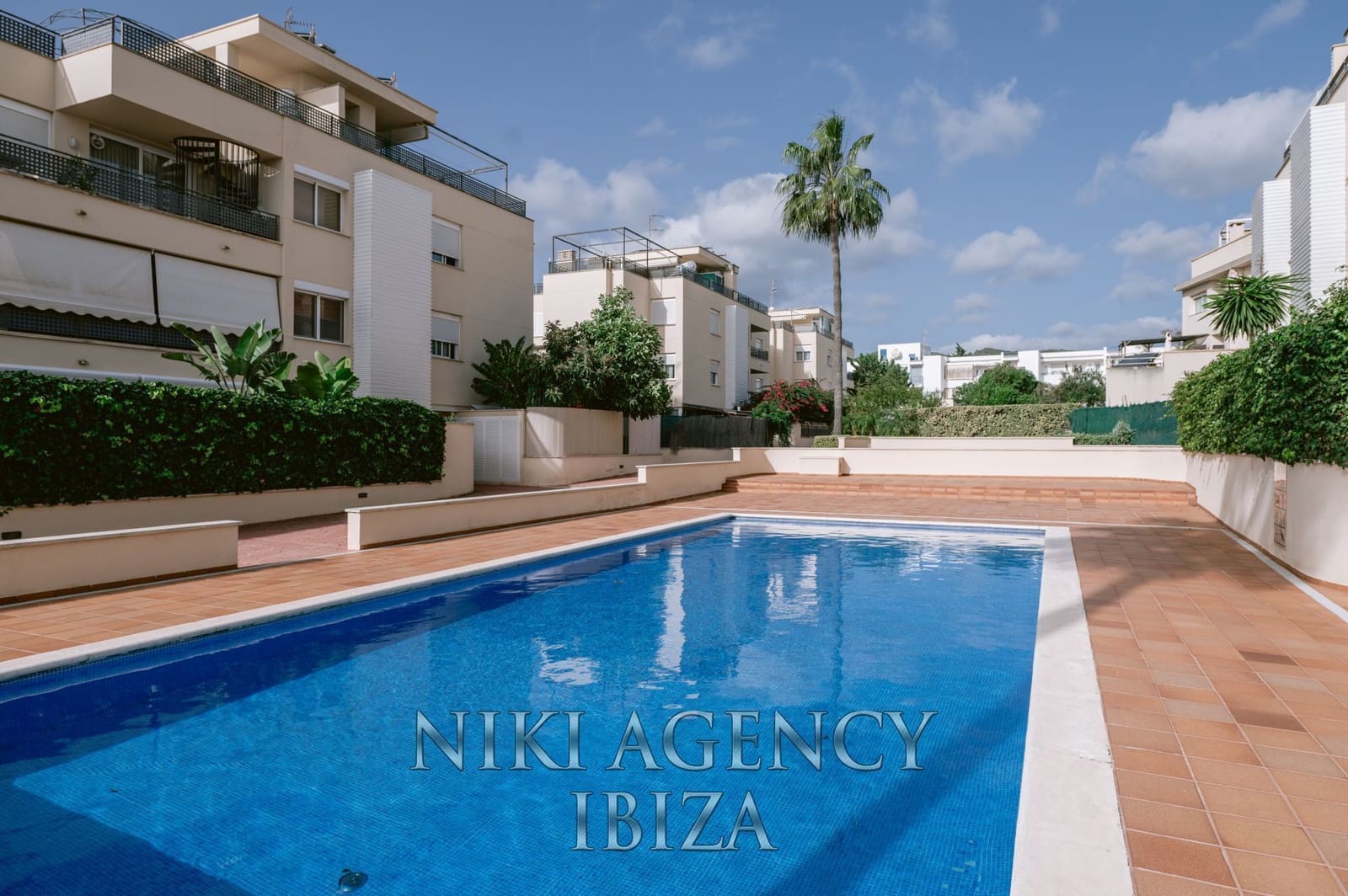 3 bedroom Apartment for sale in Ibiza / Eivissa town with pool garage - € 650,000 (Ref: 9016256)
