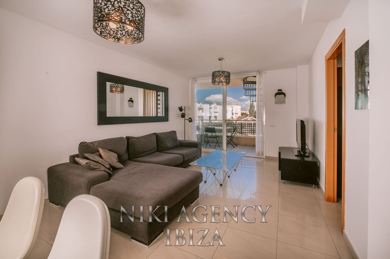 3 bedroom Apartment for sale in Ibiza / Eivissa town with pool garage - € 650,000 (Ref: 9016256)