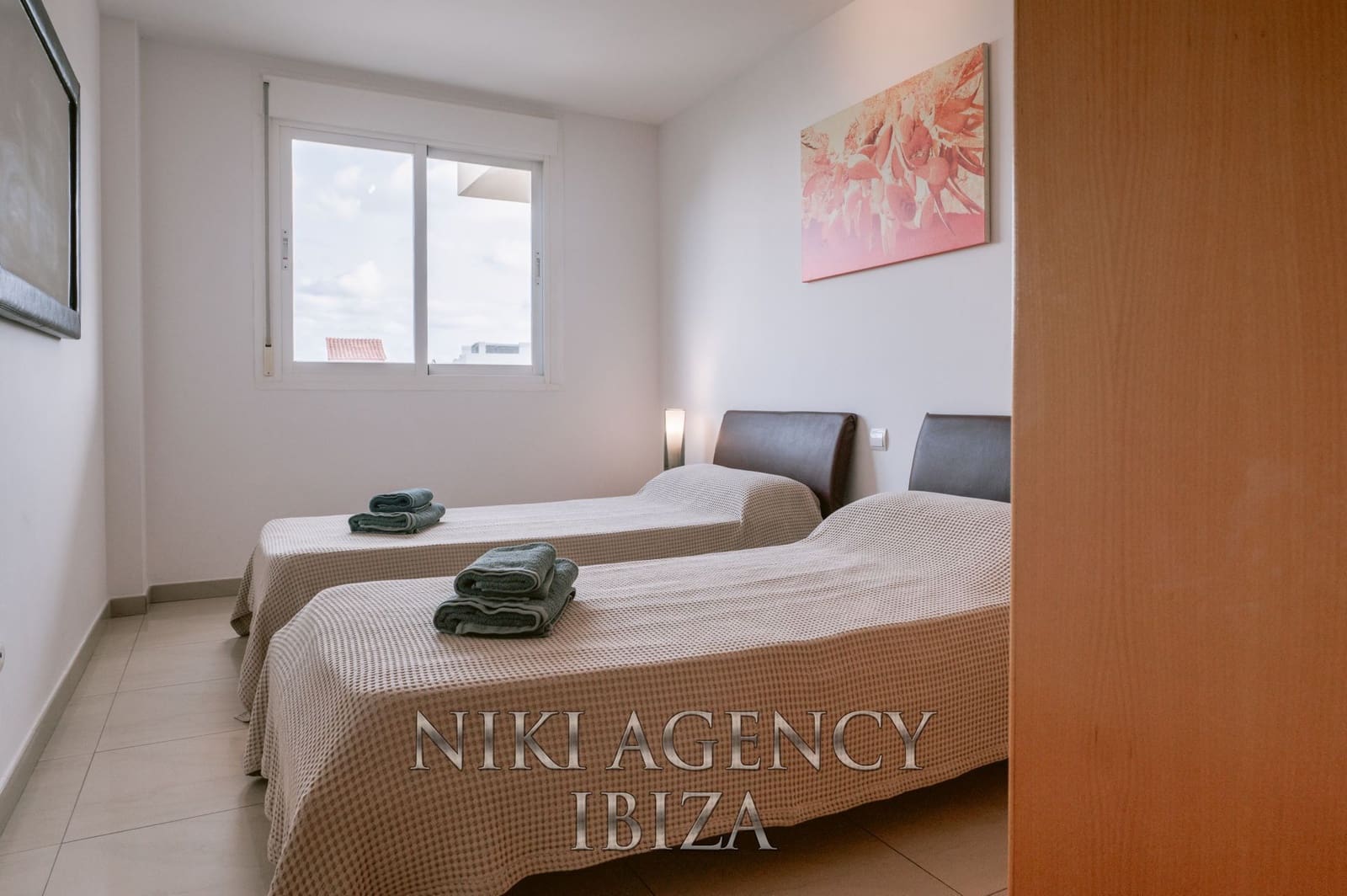 3 bedroom Apartment for sale in Ibiza / Eivissa town with pool garage - € 650,000 (Ref: 9016256)