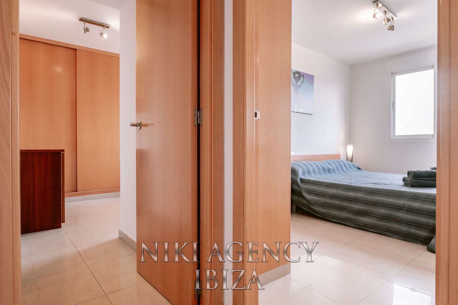 3 bedroom Apartment for sale in Ibiza / Eivissa town with pool garage - € 650,000 (Ref: 9016256)