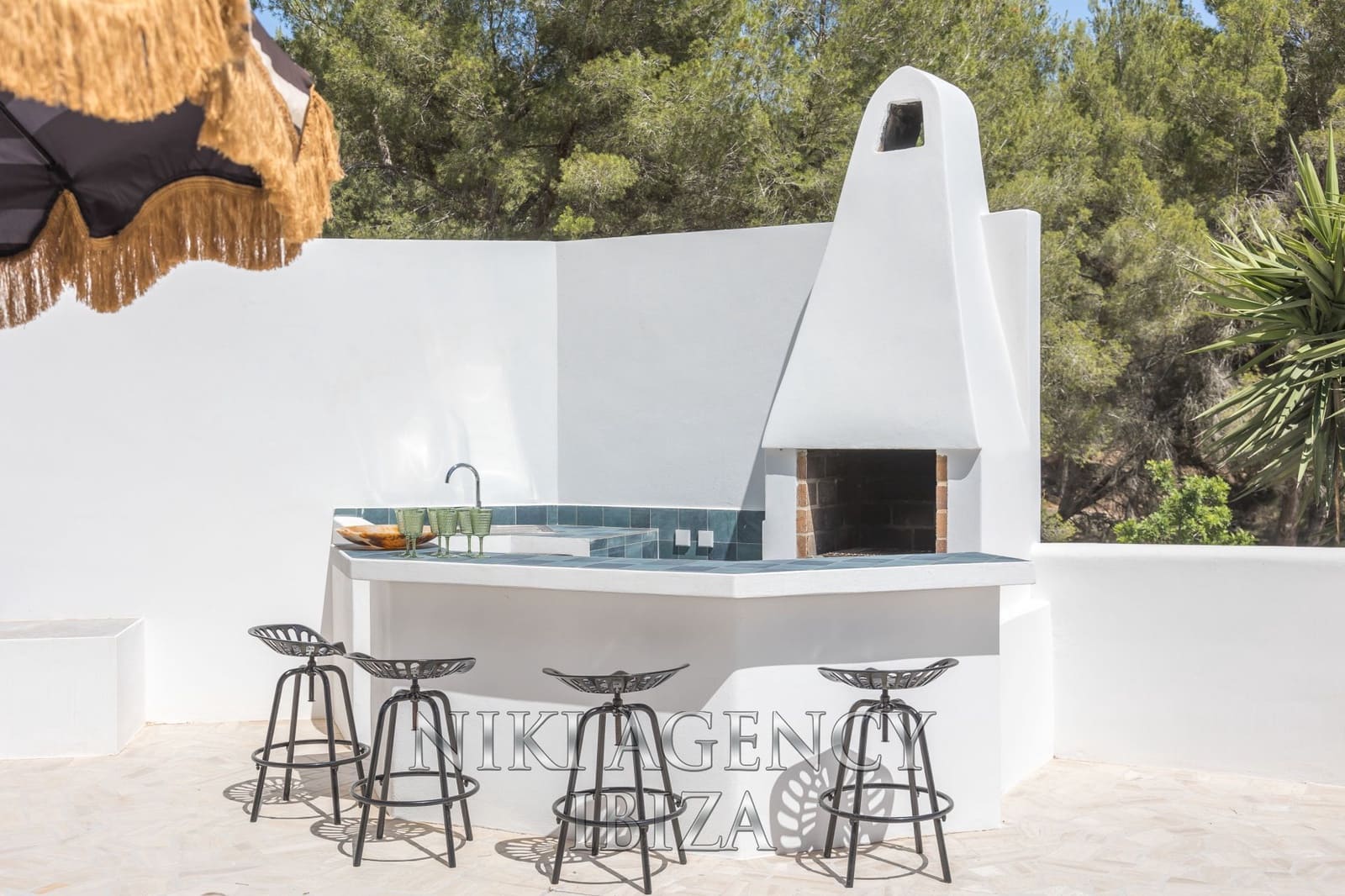 6 soveværelse Villa til salg i Can Furnet med swimmingpool - € 3.700.000 (Ref: 9016257)