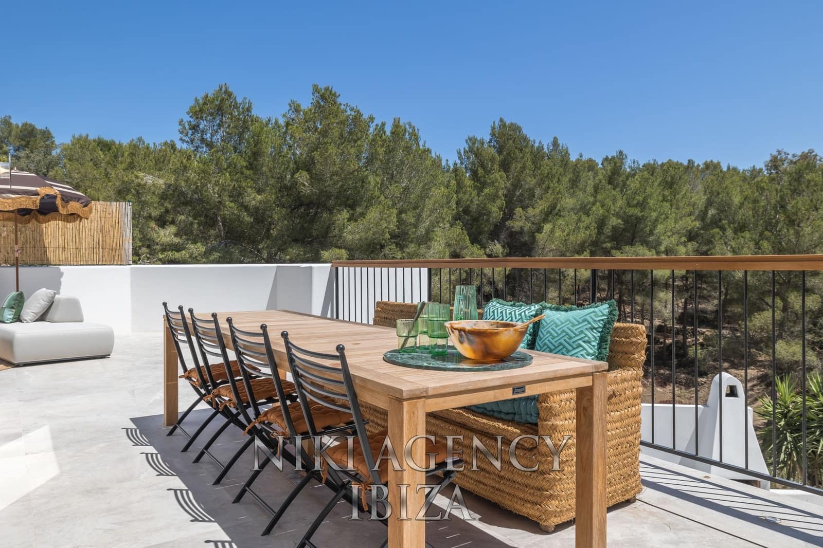 6 soveværelse Villa til salg i Can Furnet med swimmingpool - € 3.700.000 (Ref: 9016257)