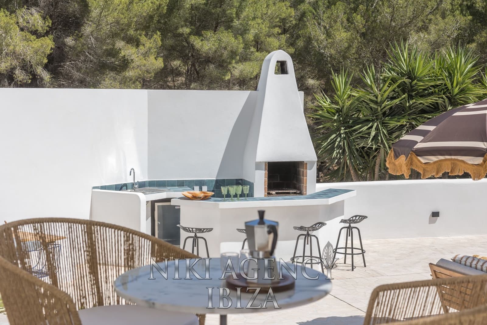 6 soveværelse Villa til salg i Can Furnet med swimmingpool - € 3.700.000 (Ref: 9016257)