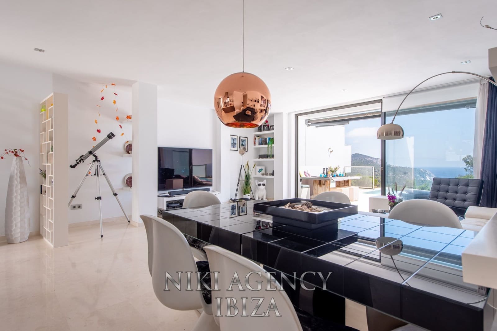 3 soveværelse Villa til salg i San Jose / Sant Josep de Sa Talaia med swimmingpool garage - € 1.900.000 (Ref: 9016260)