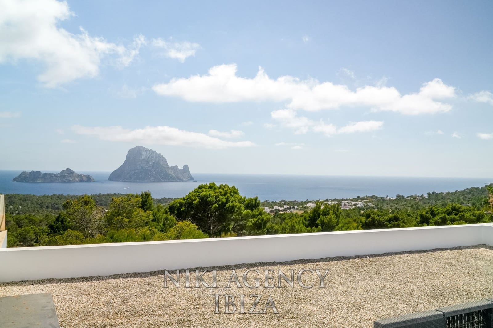 3 soveværelse Villa til salg i San Jose / Sant Josep de Sa Talaia med swimmingpool garage - € 1.900.000 (Ref: 9016260)