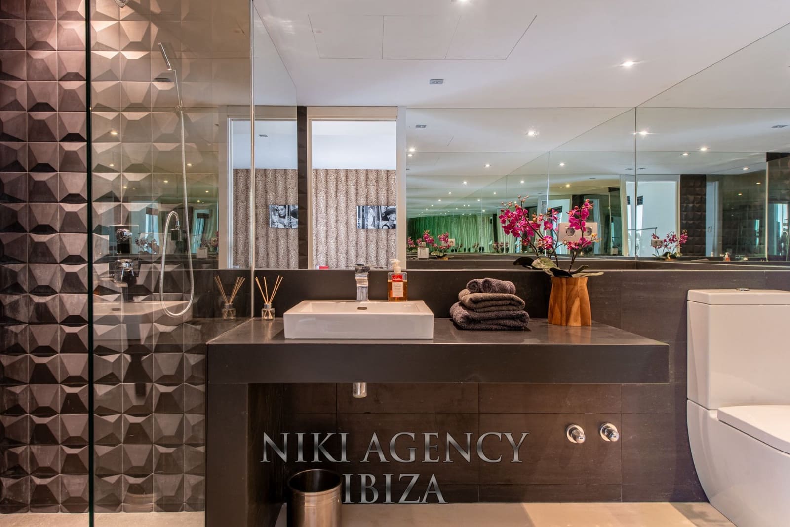 3 soveværelse Villa til salg i San Jose / Sant Josep de Sa Talaia med swimmingpool garage - € 1.900.000 (Ref: 9016260)