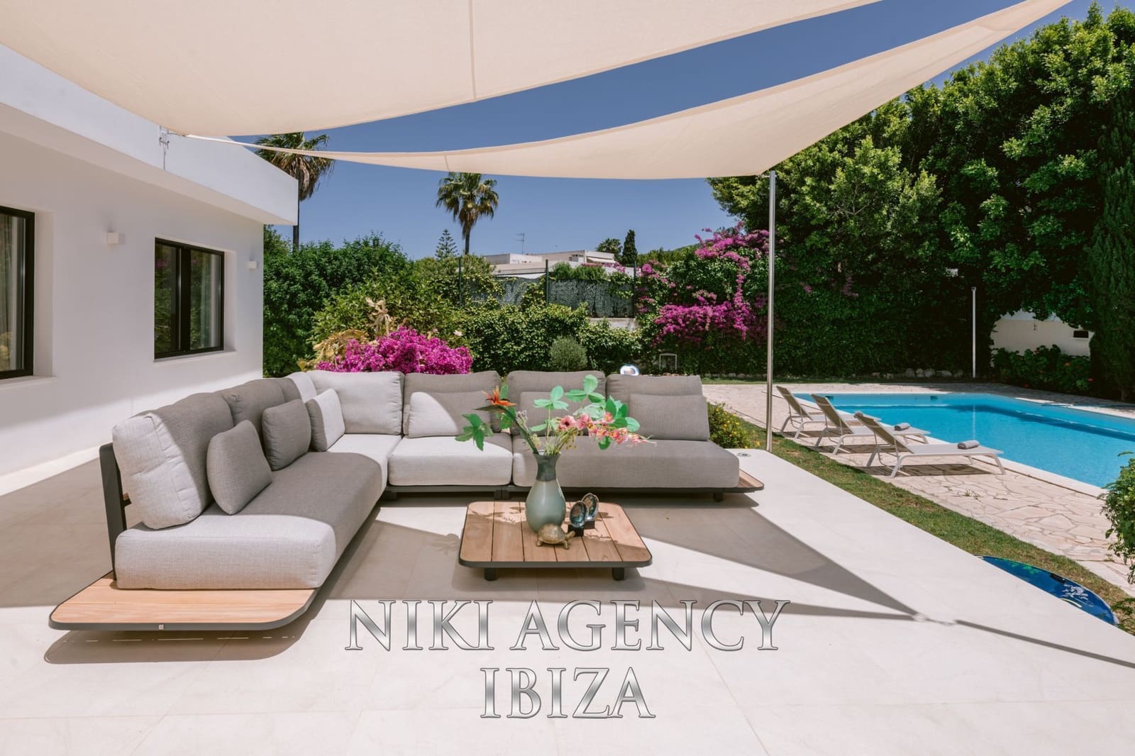 5 camera da letto Villa in vendita in Nuestra Senora de Jesus con piscina garage - 3.295.000 € (Rif: 9016261)