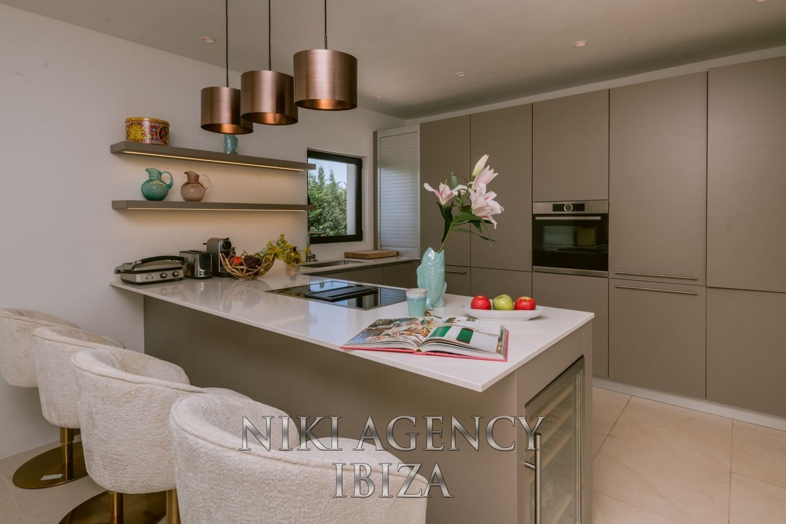 5 camera da letto Villa in vendita in Nuestra Senora de Jesus con piscina garage - 3.295.000 € (Rif: 9016261)