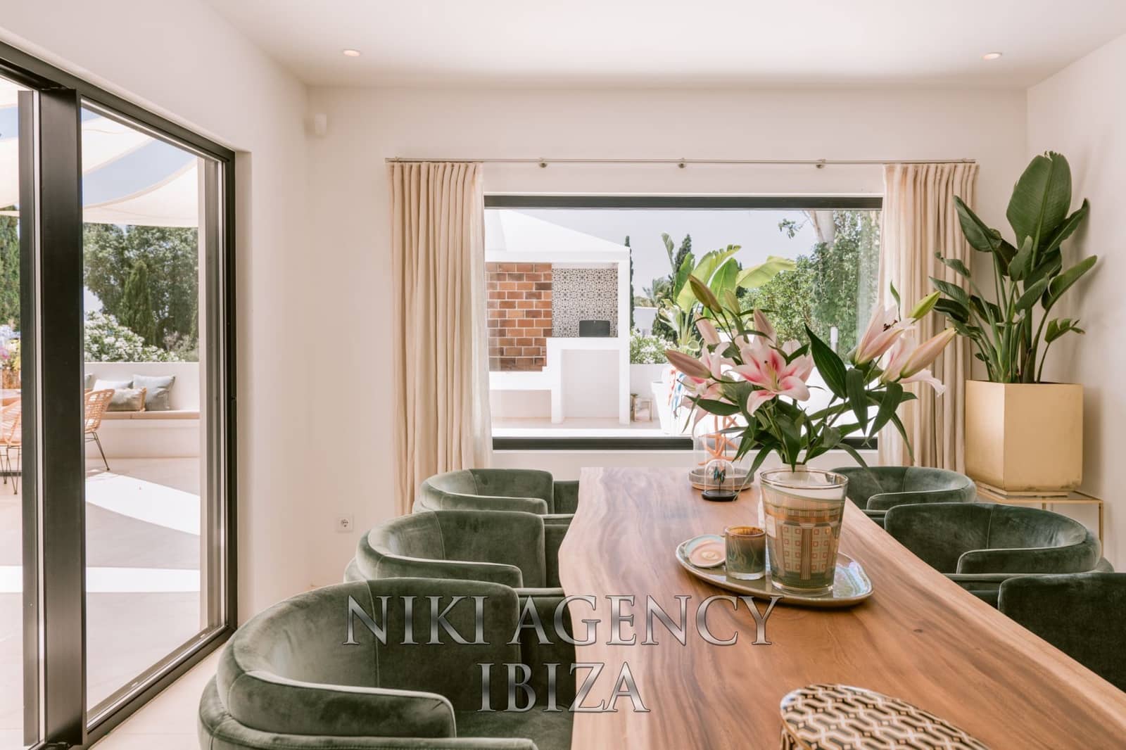 5 camera da letto Villa in vendita in Nuestra Senora de Jesus con piscina garage - 3.295.000 € (Rif: 9016261)