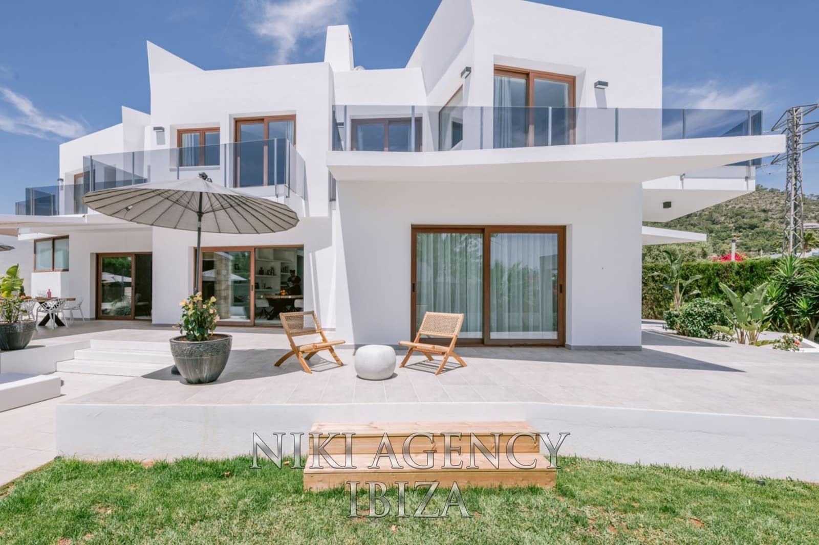 4 bedroom Villa for sale in San Jose / Sant Josep de Sa Talaia with pool garage - € 2,875,000 (Ref: 9016263)