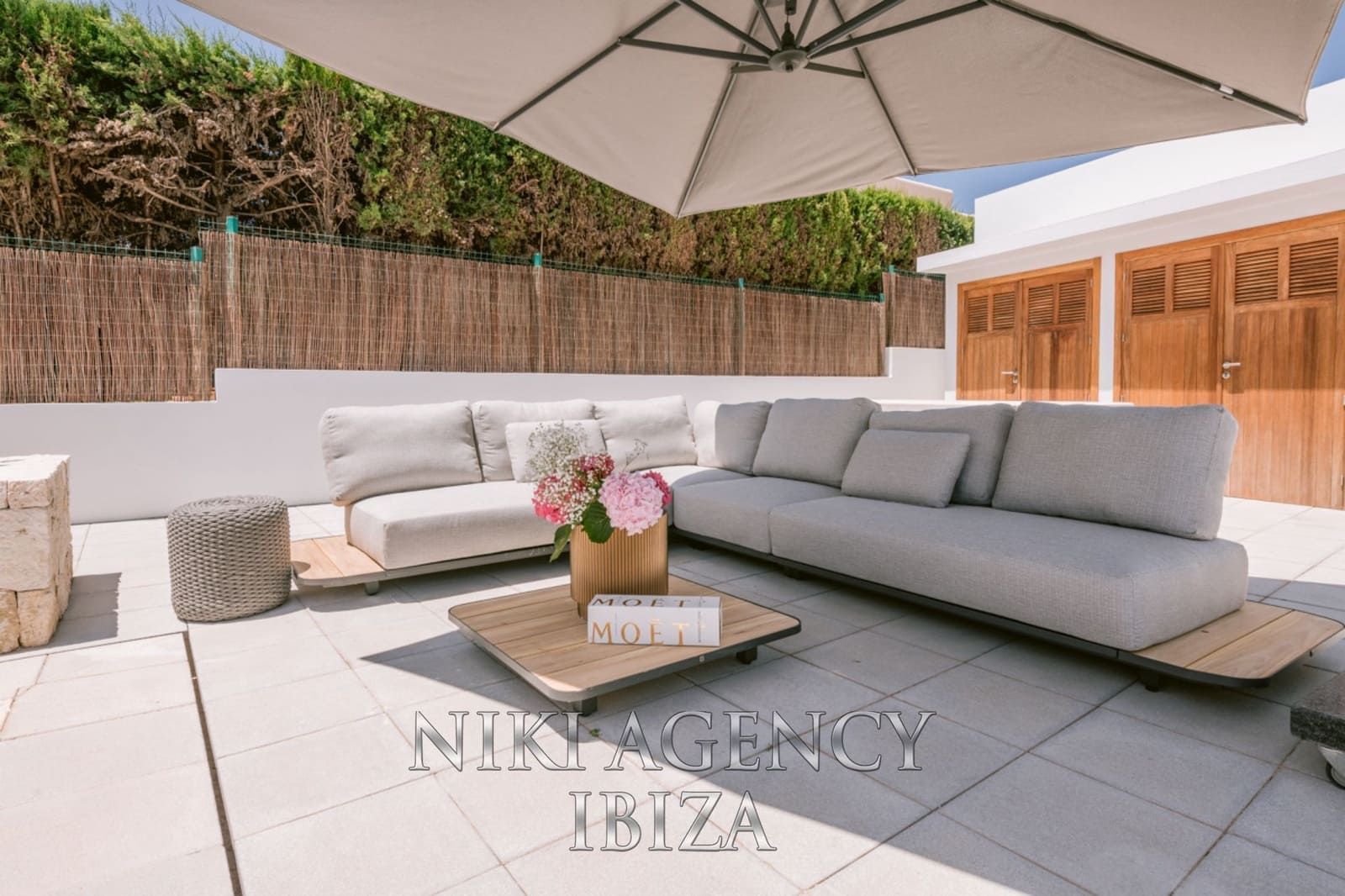 4 bedroom Villa for sale in San Jose / Sant Josep de Sa Talaia with pool garage - € 2,875,000 (Ref: 9016263)