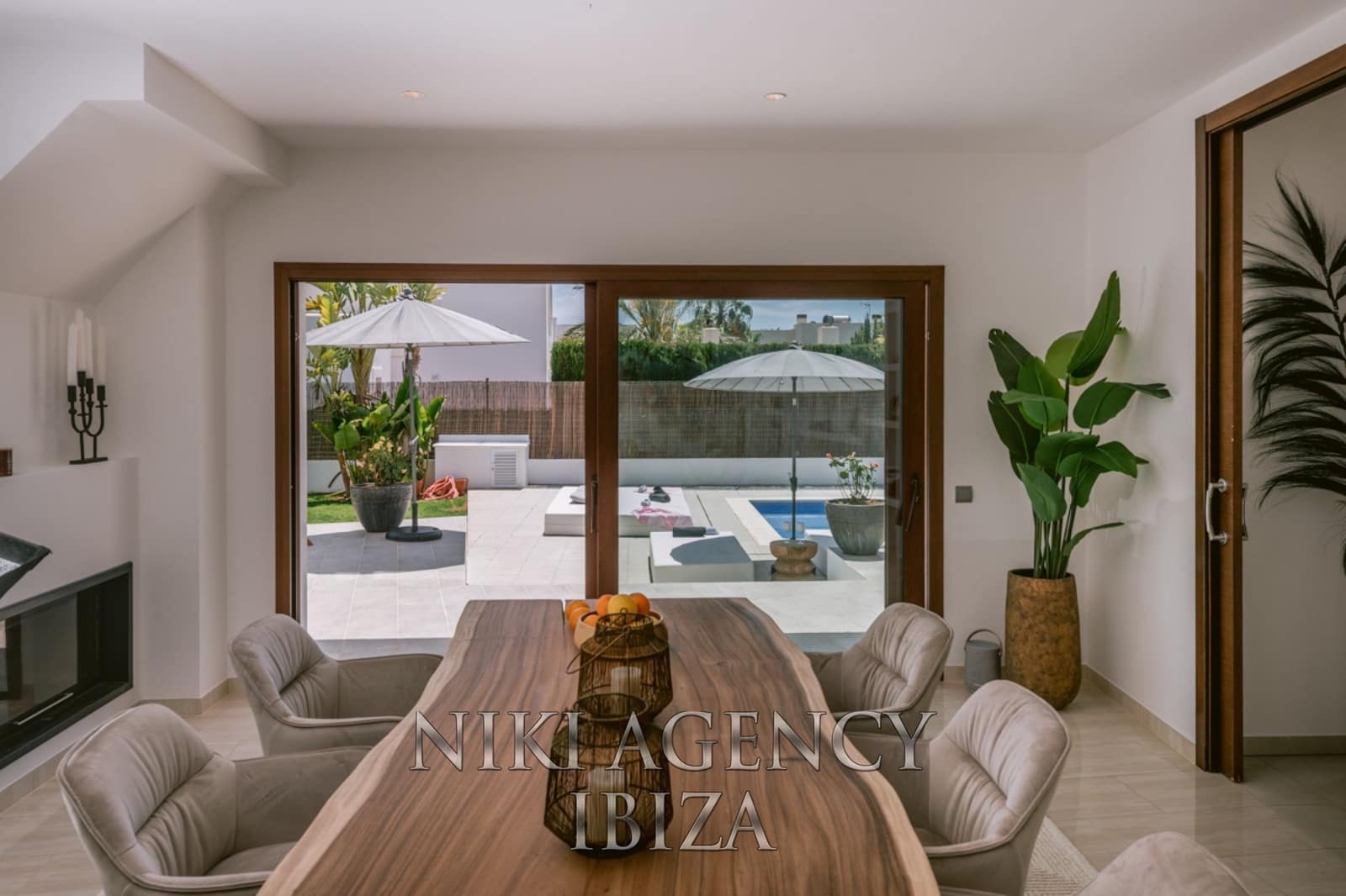 4 bedroom Villa for sale in San Jose / Sant Josep de Sa Talaia with pool garage - € 2,875,000 (Ref: 9016263)