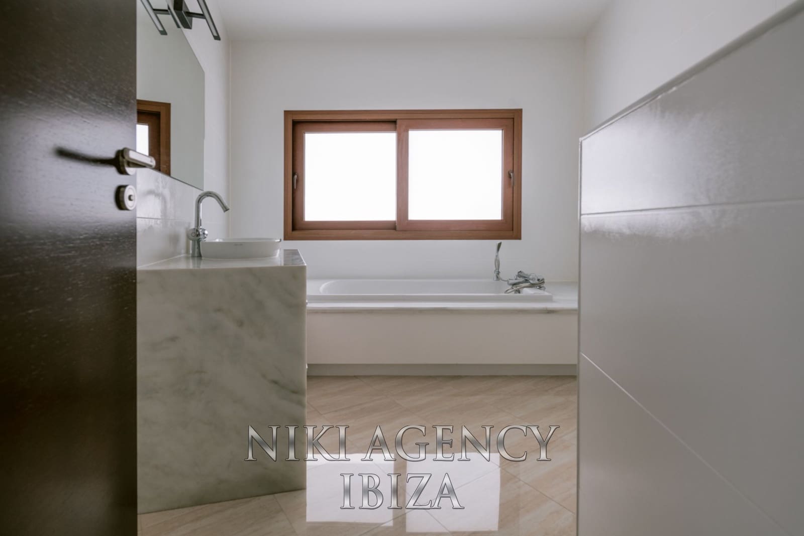 4 bedroom Villa for sale in San Jose / Sant Josep de Sa Talaia with pool garage - € 2,875,000 (Ref: 9016263)