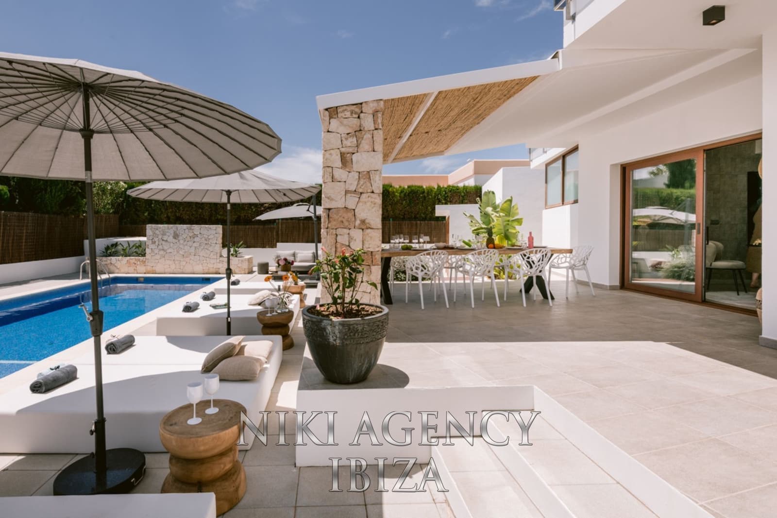 4 bedroom Villa for sale in San Jose / Sant Josep de Sa Talaia with pool garage - € 2,875,000 (Ref: 9016263)