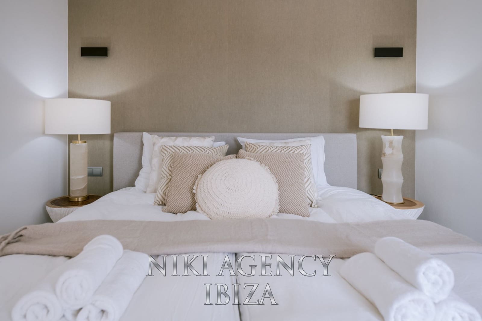 4 bedroom Villa for sale in San Jose / Sant Josep de Sa Talaia with pool garage - € 2,875,000 (Ref: 9016263)