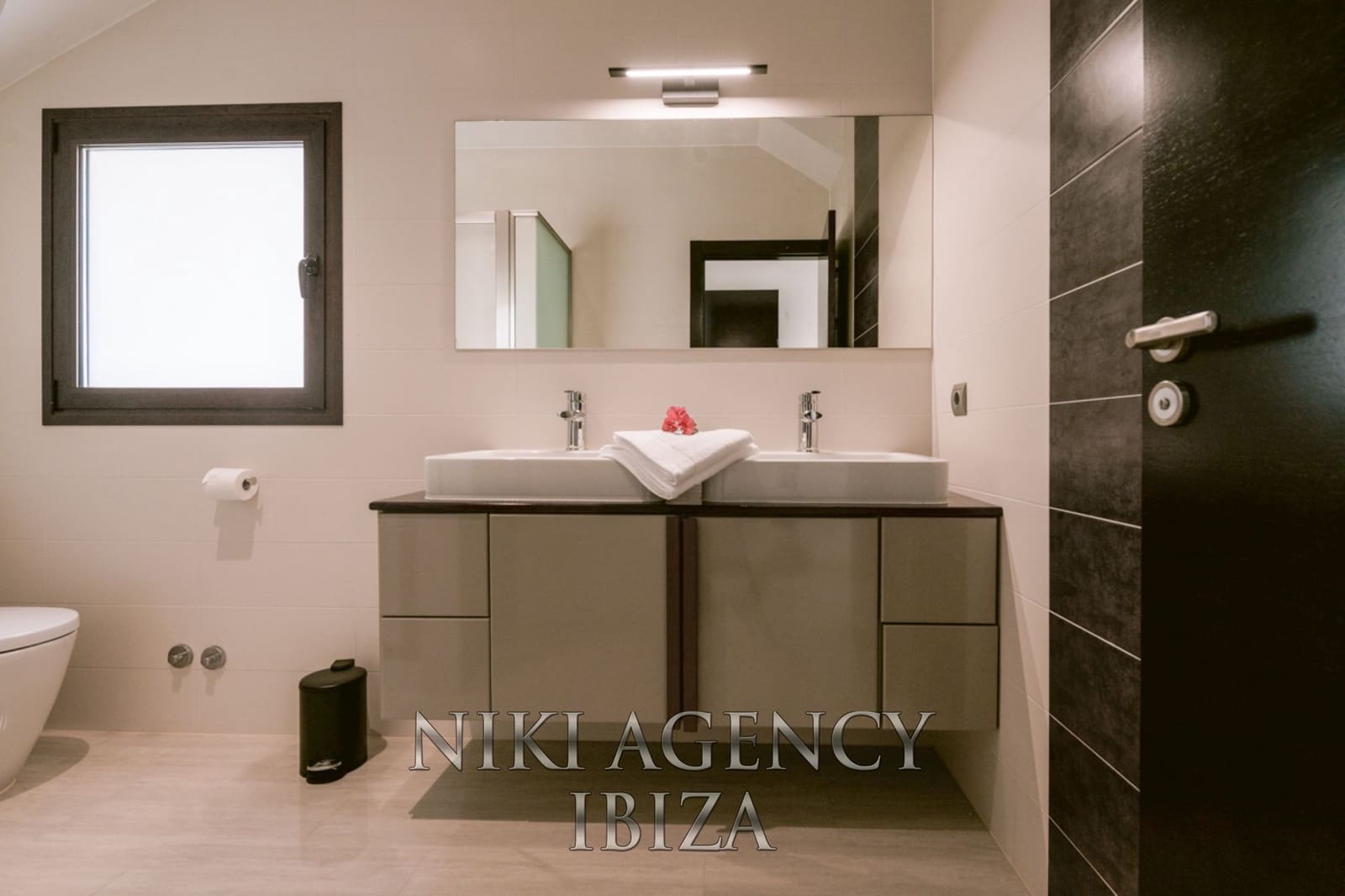 4 bedroom Villa for sale in San Jose / Sant Josep de Sa Talaia with pool garage - € 2,875,000 (Ref: 9016263)