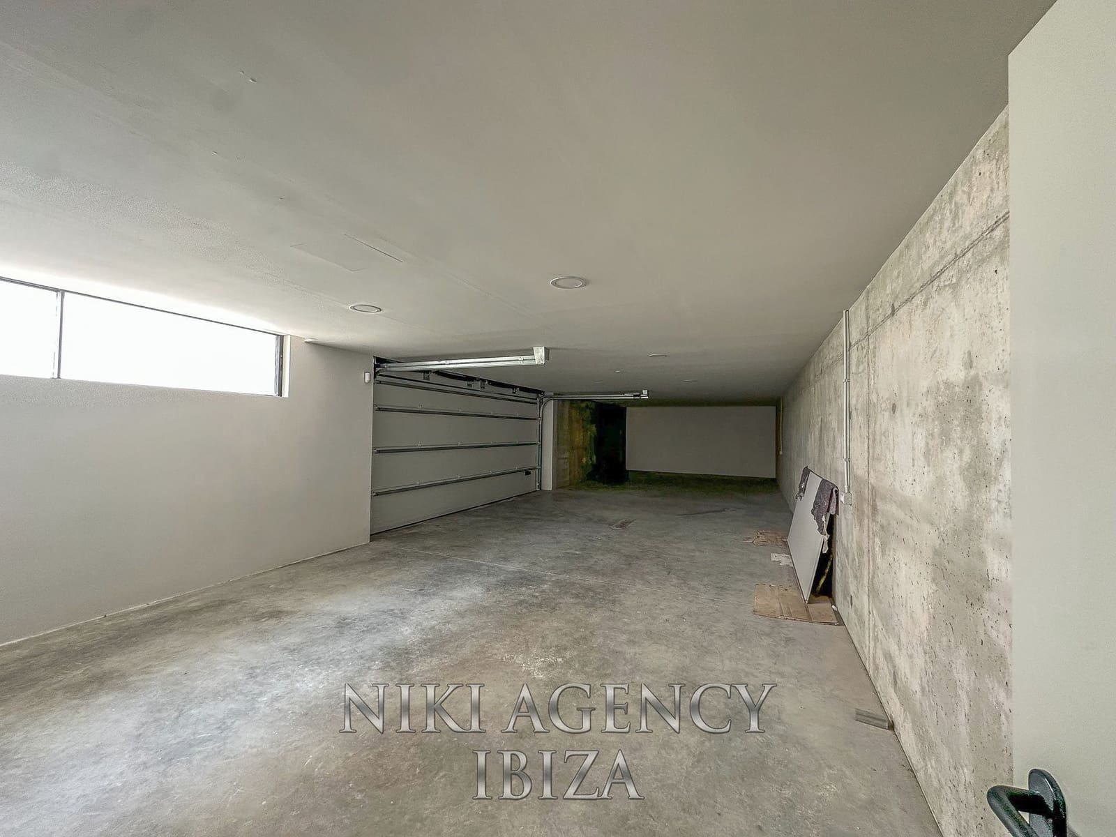 4 bedroom Villa for sale in Sant Agusti des Vedra with pool garage - € 2,750,000 (Ref: 9016264)