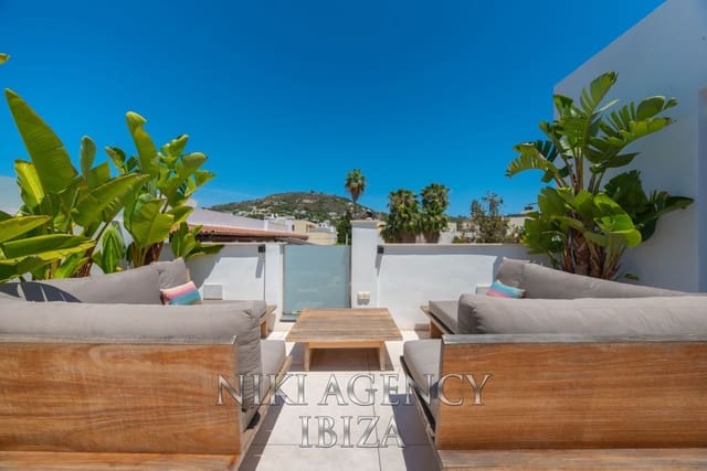 4 soveværelse Lejlighed til salg i Nuestra Señora de Jesus, Santa Eulalia / Santa Eularia med swimmingpool garage - € 1.298.000 (Ref: 9100466)