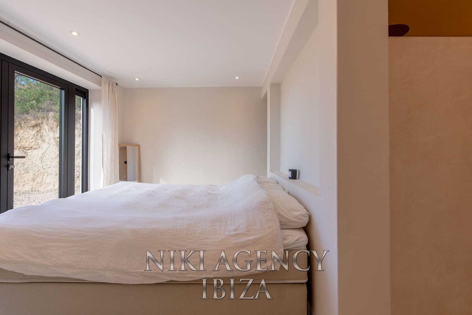 4 Zimmer Villa zu verkaufen in Santa Eulalia / Santa Eularia mit Pool Garage - 2.495.000 € (Ref: 9126518)