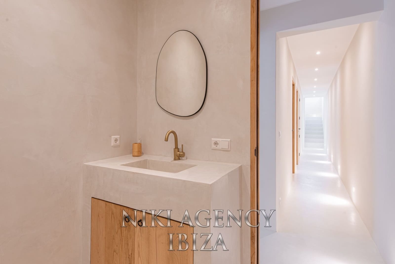 4 Zimmer Villa zu verkaufen in Santa Eulalia / Santa Eularia mit Pool Garage - 2.495.000 € (Ref: 9126518)