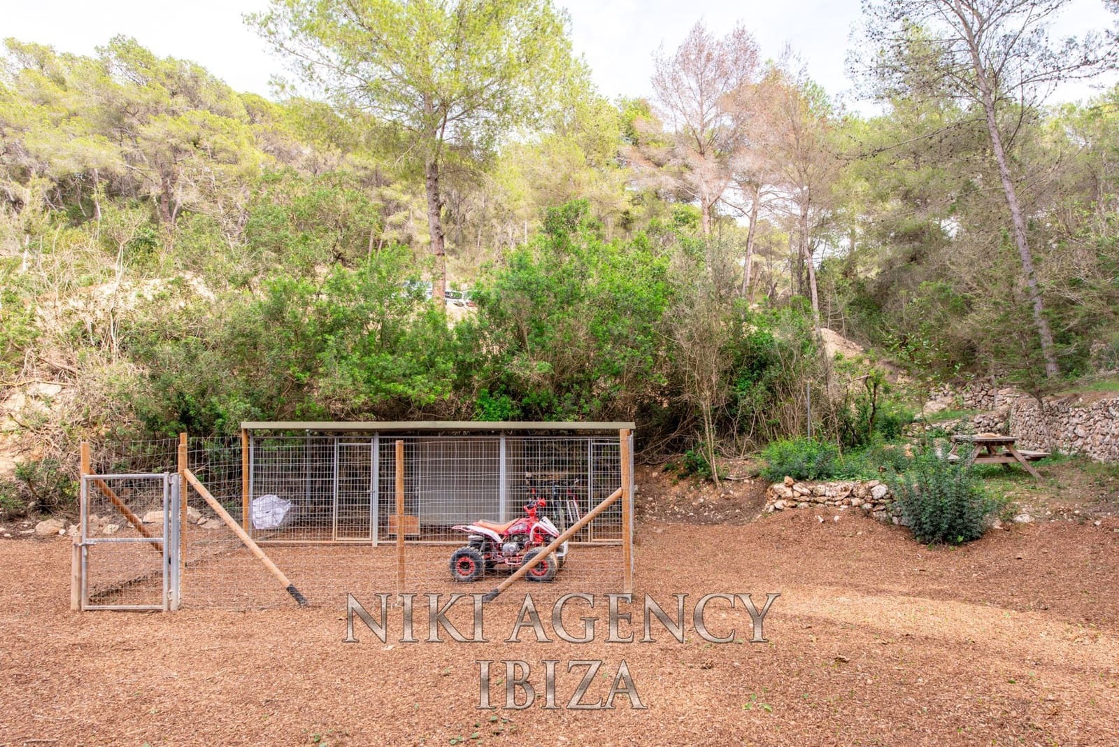 4 Zimmer Villa zu verkaufen in Santa Eulalia / Santa Eularia mit Pool Garage - 2.495.000 € (Ref: 9126518)