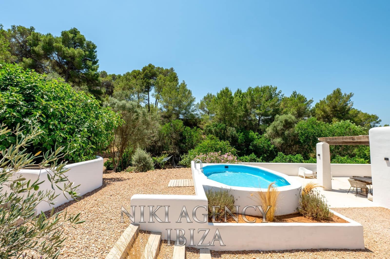 4 Zimmer Villa zu verkaufen in Santa Eulalia / Santa Eularia mit Pool Garage - 2.495.000 € (Ref: 9126518)
