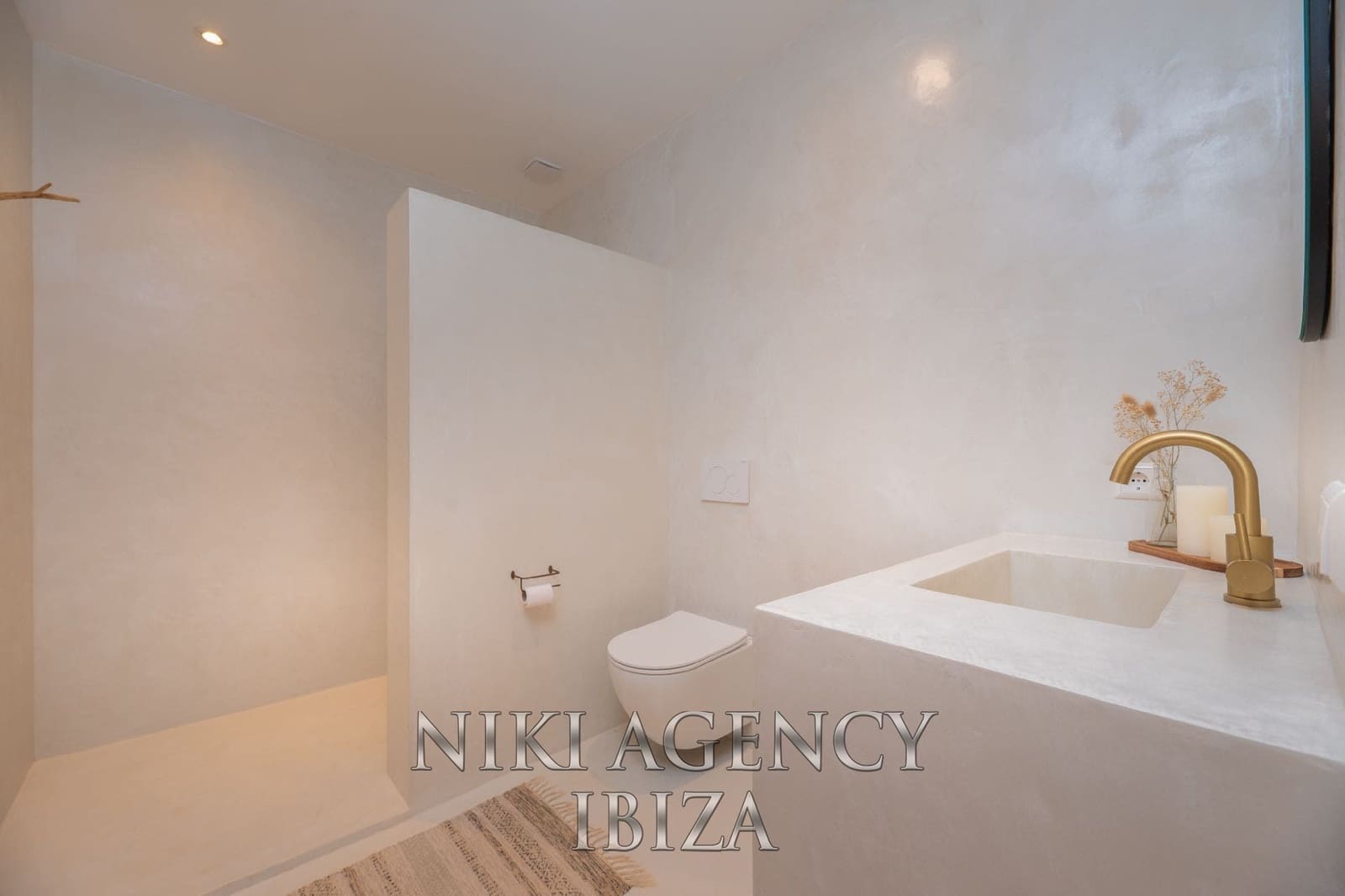 4 soverom Villa til salgs i Santa Eulalia / Santa Eularia med svømmebasseng garasje - € 2 595 000 (Ref: 9126518)