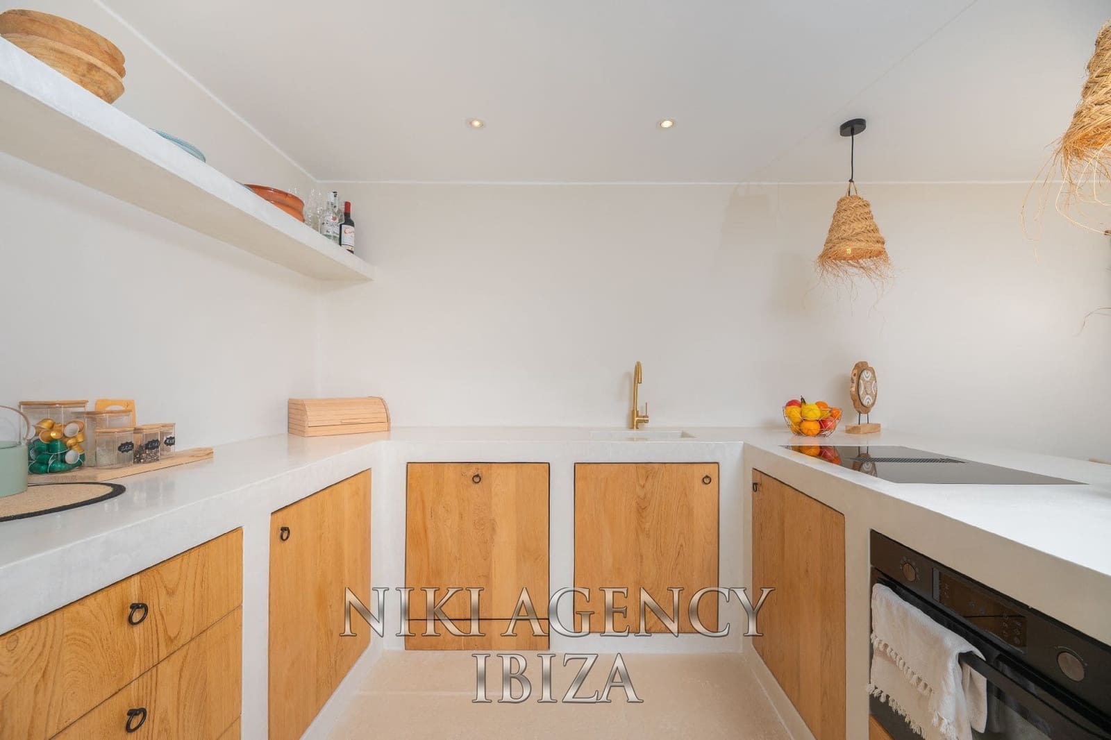 4 soverom Villa til salgs i Santa Eulalia / Santa Eularia med svømmebasseng garasje - € 2 595 000 (Ref: 9126518)