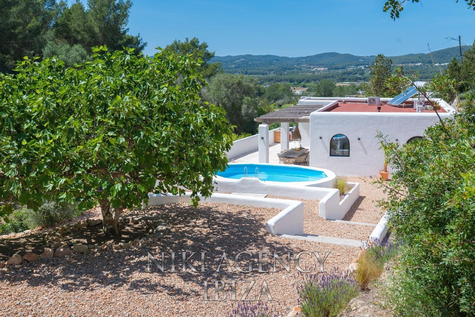 4 soverom Villa til salgs i Santa Eulalia / Santa Eularia med svømmebasseng garasje - € 2 595 000 (Ref: 9126518)