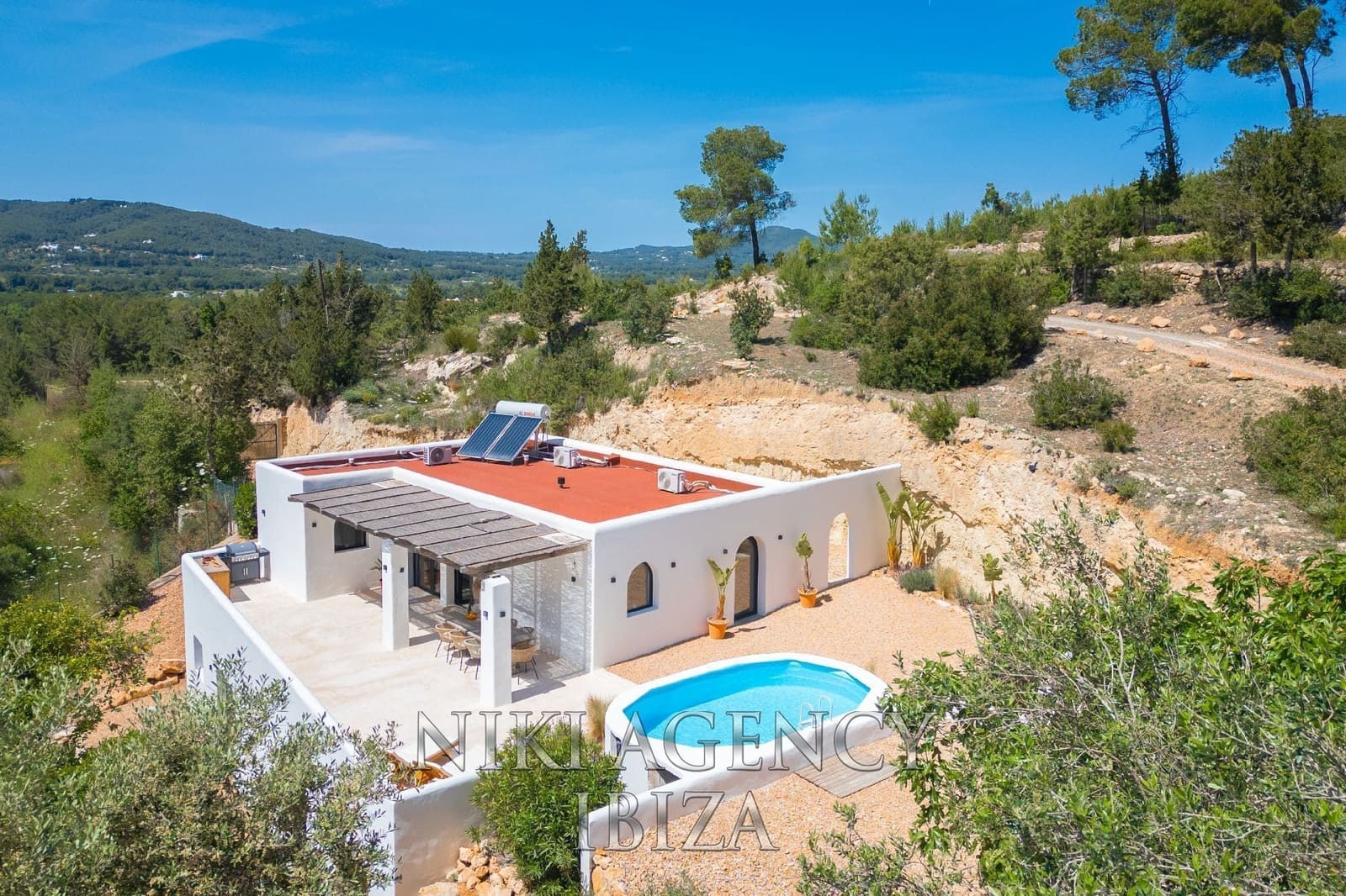 4 soverom Villa til salgs i Santa Eulalia / Santa Eularia med svømmebasseng garasje - € 2 595 000 (Ref: 9126518)