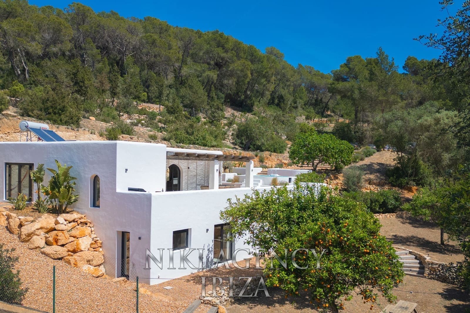 4 soverom Villa til salgs i Santa Eulalia / Santa Eularia med svømmebasseng garasje - € 2 595 000 (Ref: 9126518)