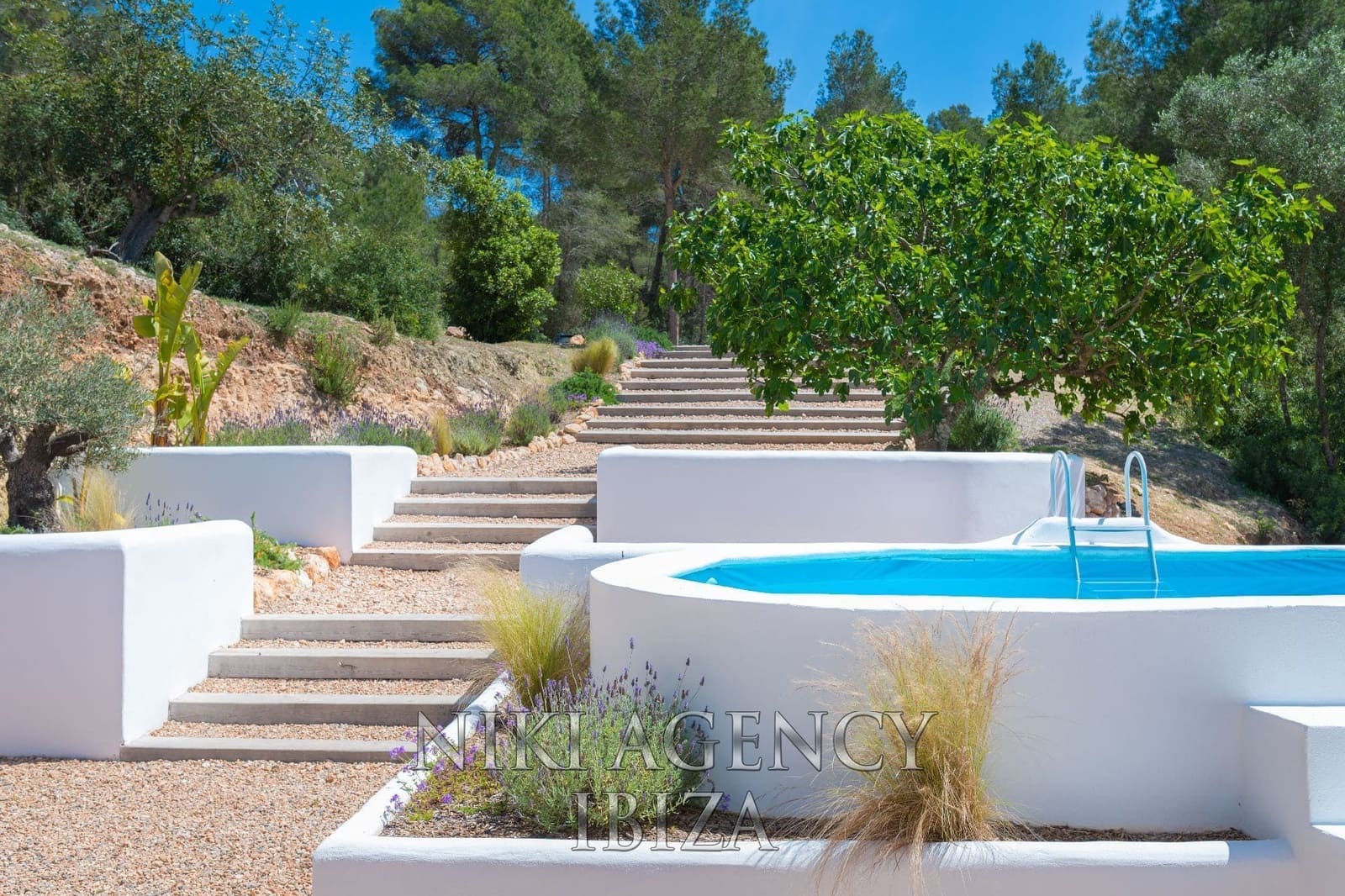 4 soverom Villa til salgs i Santa Eulalia / Santa Eularia med svømmebasseng garasje - € 2 595 000 (Ref: 9126518)
