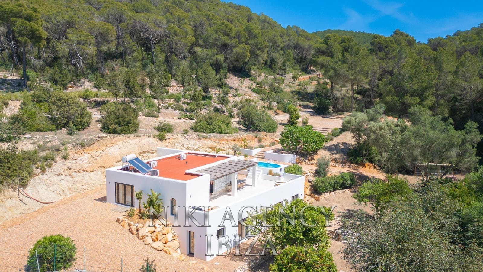 4 soverom Villa til salgs i Santa Eulalia / Santa Eularia med svømmebasseng garasje - € 2 595 000 (Ref: 9126518)